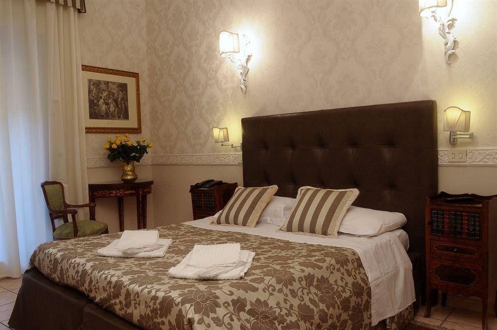 Bed and Breakfast Residenza Zanardelli Рим Екстер'єр фото